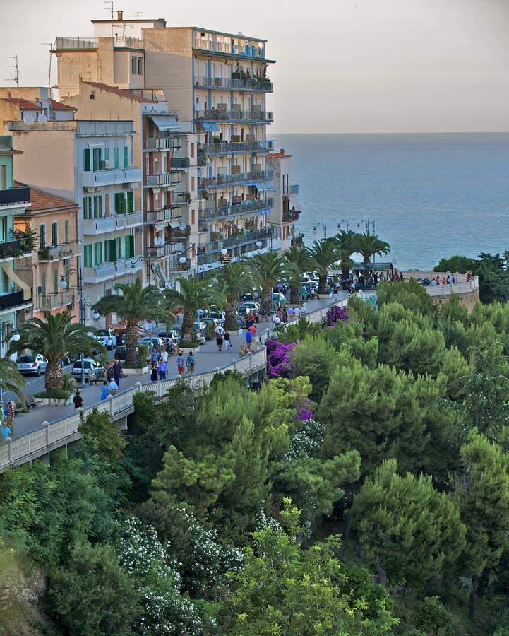 Hotel Ideale Ortona Exterior foto